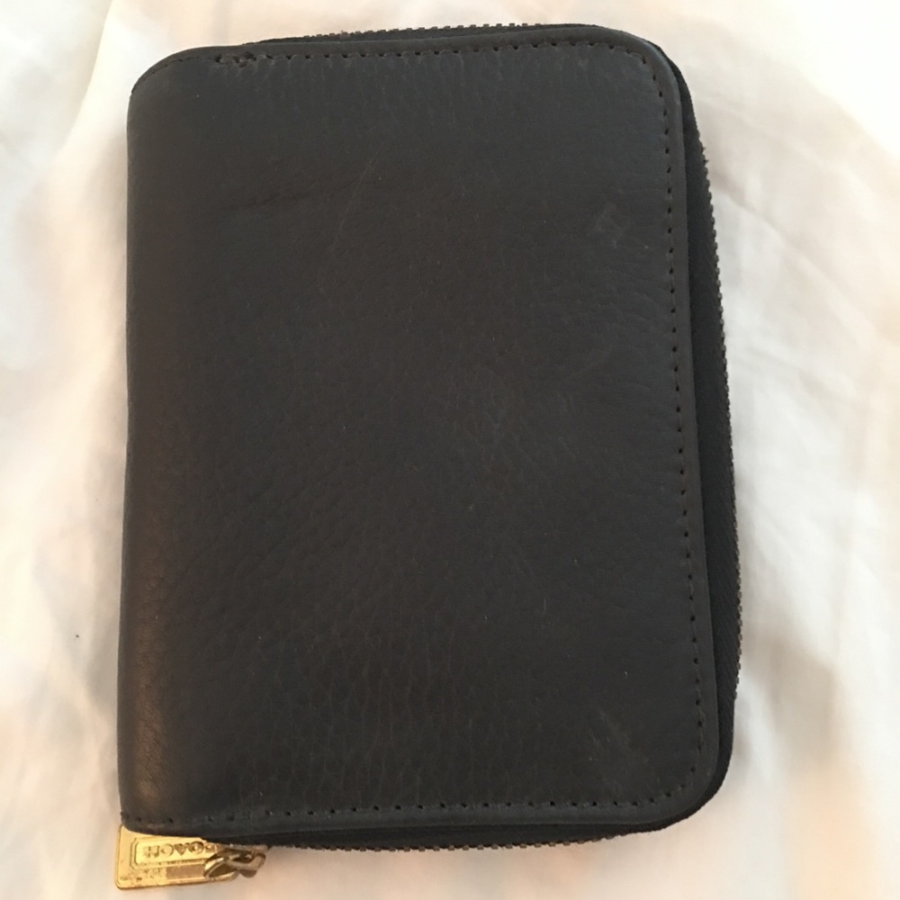 Coach Vintage Zip Wallet